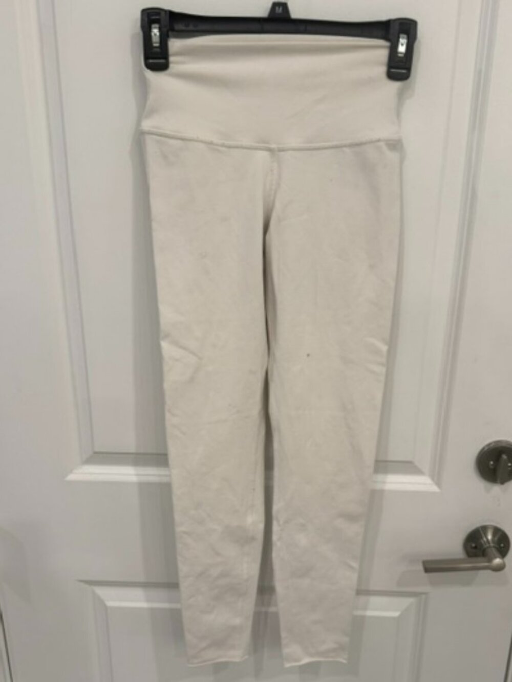 Alo Yoga White Leggings